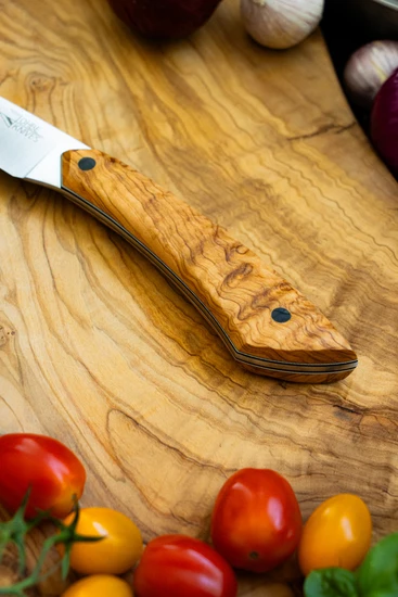 Filetiermesser mit Olivenholzgriff